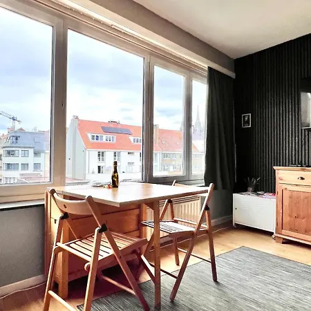 Getaway For Two Center & Within Walking Distance Ostenda